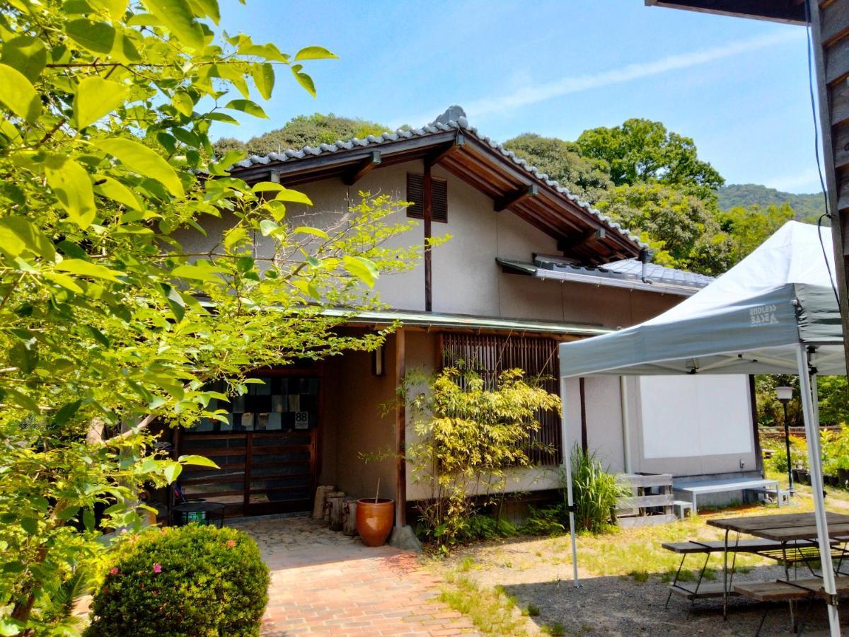 88 House Hiroshima Hotel Exterior photo